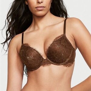 NWT Very Sexy Lace Plunge Push Up Bra